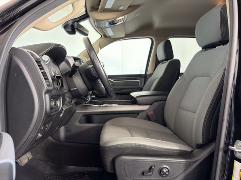 Used 2020 RAM 1500 Big Horn AWD/4WD image 6