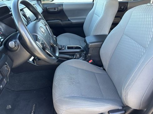 Used 2021 Toyota Tacoma SR image 19