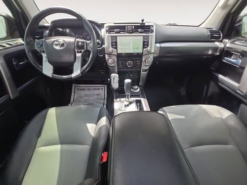 Used 2023 Toyota 4Runner SR5 Premium w/ Moonroof Package AWD/4WD image 10