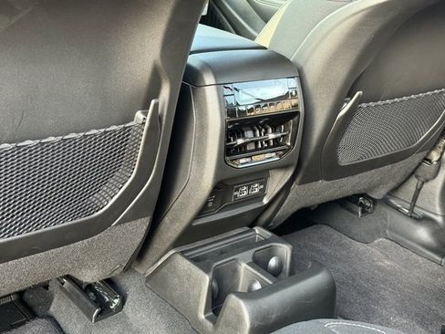 New 2025 Jeep Grand Cherokee L Laredo w/ Luxury Tech Group I image 27