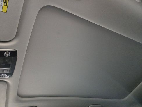 Used 2025 Kia Sorento SX image 25