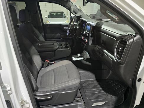 Used 2020 GMC Sierra 1500 SLE w/ SLE Value Package AWD/4WD image 37