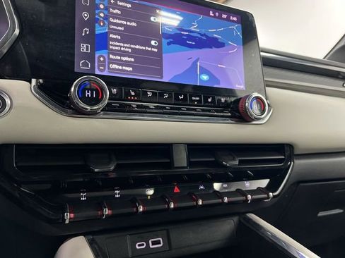 Certified 2023 GMC Canyon AT4X image 18