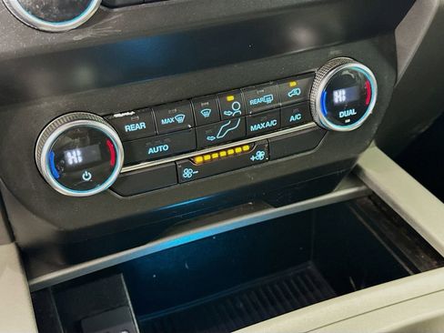 Used 2020 Ford Expedition XLT RWD image 15
