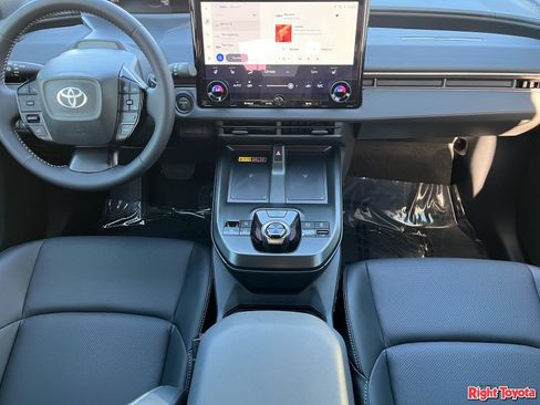 Certified 2026 Toyota bZ Woodland AWD/4WD image 18
