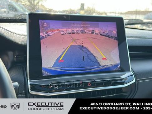 Used 2022 Jeep Compass Altitude w/ Sun and Sound Group image 17