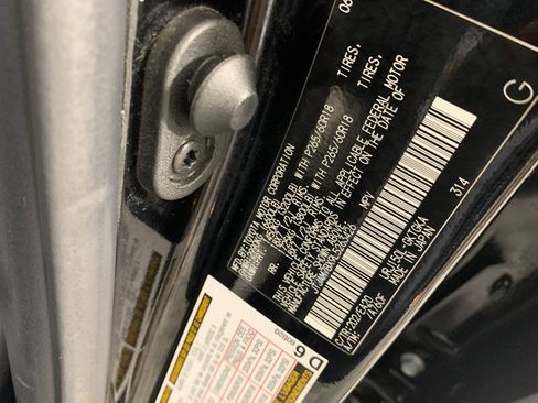Used 2020 Lexus GX 460 Premium w/ Premium Package AWD/4WD image 13