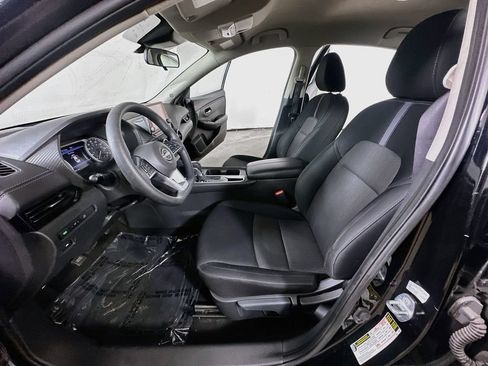 Used 2024 Nissan Sentra SV w/ Trunk Package FWD image 15