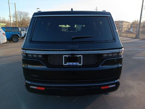 New 2026 Jeep Grand Wagoneer 4WD image 5