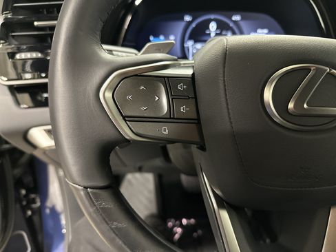 Certified 2025 Lexus RX 450h AWD w/ Convenience Package image 19