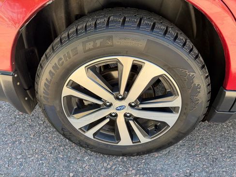 Used 2019 Subaru Outback 3.6R Limited AWD/4WD image 14
