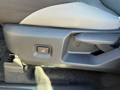 New 2025 Toyota Tacoma TRD Off-Road image 10