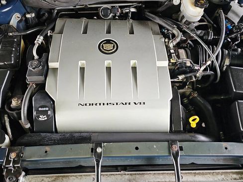 Used 2009 Cadillac DTS FWD image 6
