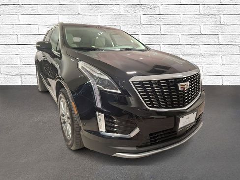 Used 2023 Cadillac XT5 Premium Luxury w/ Technology Package AWD/4WD image 6