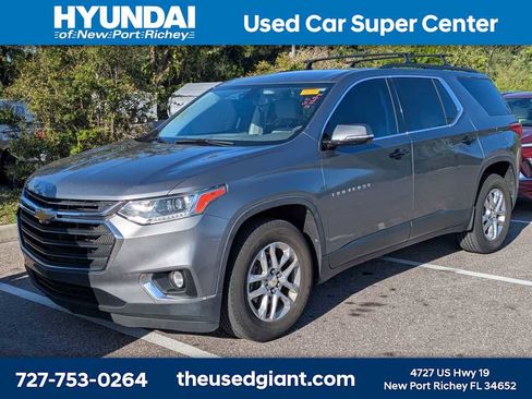 Used 2019 Chevrolet Traverse LT FWD image 1