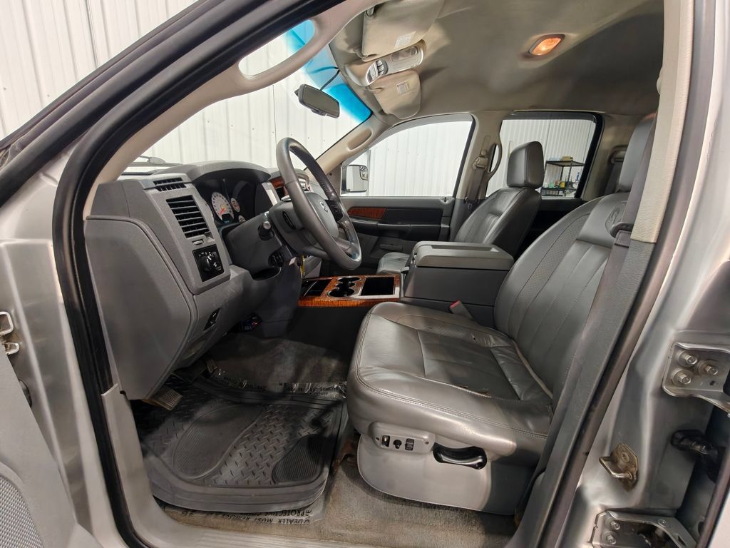 Used 2007 Dodge Ram 3500 Truck Laramie RWD image 28