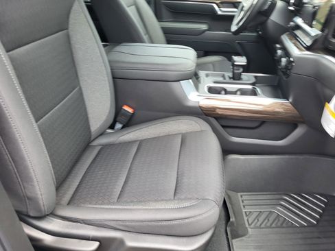 New 2026 Chevrolet Silverado 1500 LT Trail Boss w/ LPO, Dark Essentials Package AWD/4WD image 10