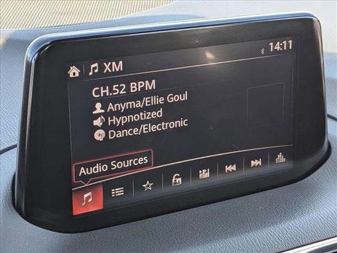 Used 2018 MAZDA MAZDA3 Grand Touring w/ Premium Equipment Package image 15