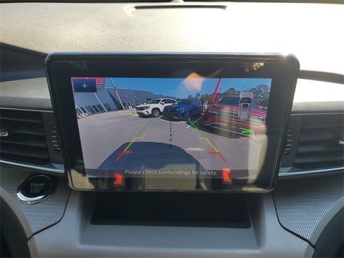 Used 2023 Ford Explorer XLT w/ Equipment Group 202A image 30