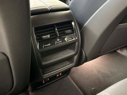 Used 2024 BMW X5 sDrive40i w/ Premium Package RWD image 14