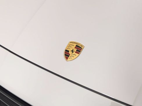 Certified 2026 Porsche Cayenne E-Hybrid AWD/4WD image 42