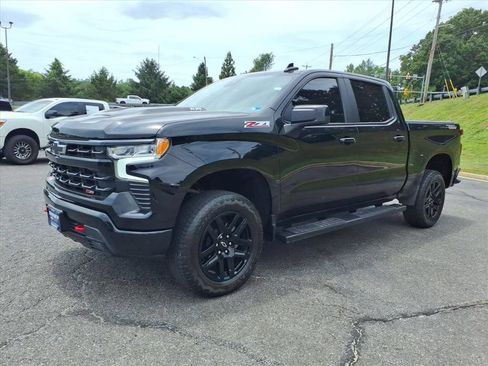 Used 2025 Chevrolet Silverado 1500 LT Trail Boss w/ Convenience Package II AWD/4WD image 7
