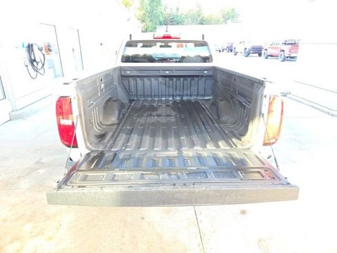 Used 2019 Chevrolet Colorado W/T image 20