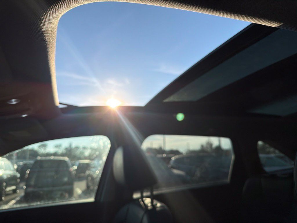 Certified 2023 Kia Sorento EX w/ Panoramic Sunroof Package FWD image 19