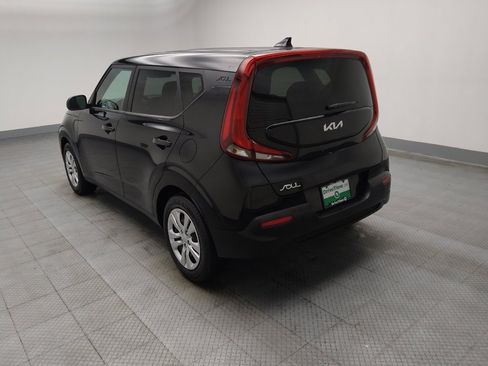 Used 2022 Kia Soul LX image 5