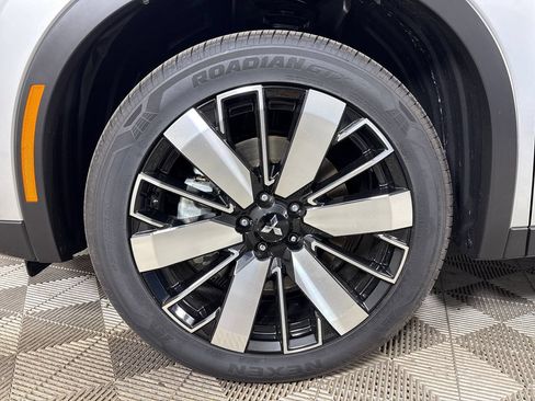 Used 2026 Mitsubishi Outlander SE FWD image 11
