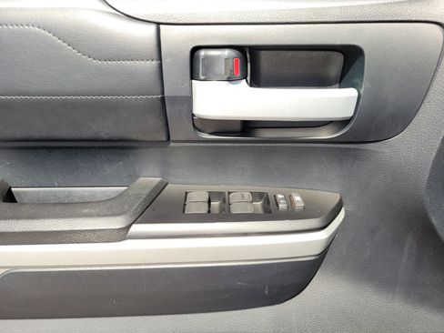 Used 2015 Toyota Tundra Limited RWD image 7