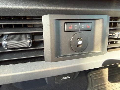 Used 2026 Ford F150 Lariat w/ Equipment Group 502A High AWD/4WD image 9