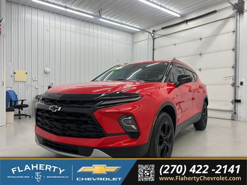 Used 2023 Chevrolet Blazer LT w/ Convenience Package FWD image 6