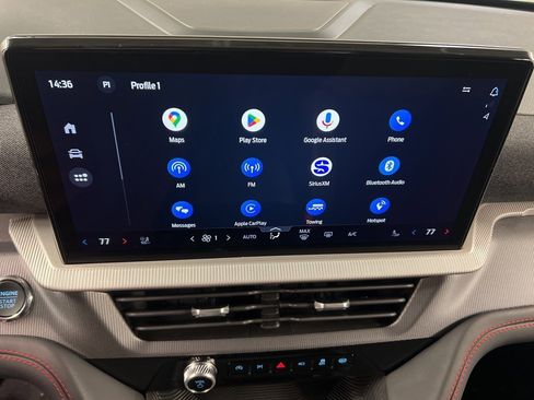 New 2026 Ford Explorer ST-Line w/ ST-Line Street Pack image 9