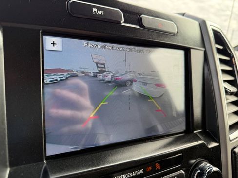 Used 2016 Ford F150 Lariat image 38