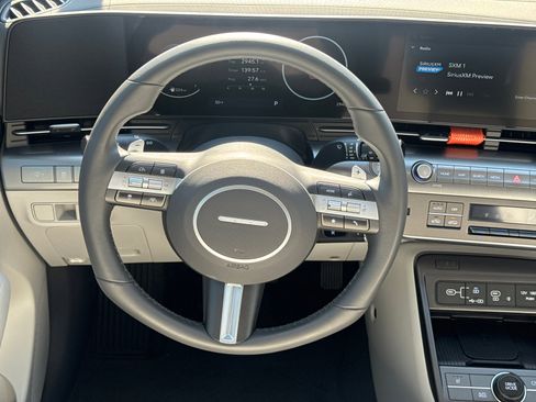 Certified 2025 Hyundai Kona SEL image 24