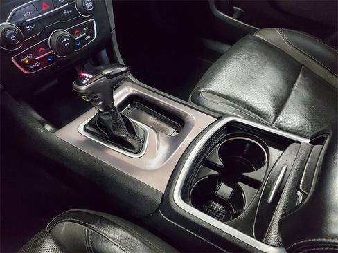 Used 2020 Dodge Charger SXT w/ Leather Interior Group image 23