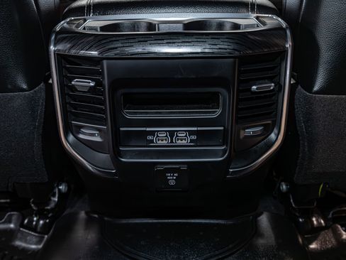 Used 2024 RAM 2500 Laramie w/ Night Edition image 27