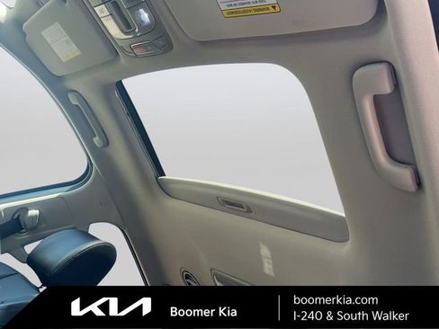 Certified 2025 Kia Telluride S image 19