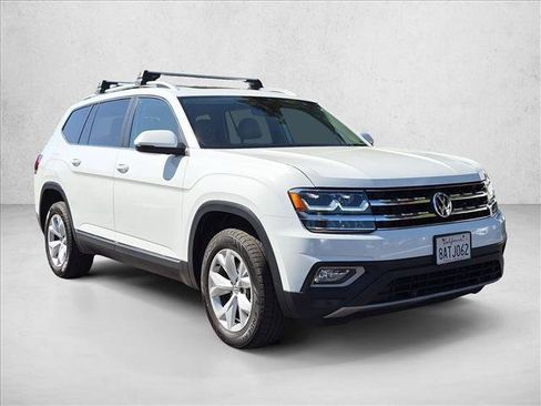Used 2018 Volkswagen Atlas SEL AWD/4WD image 3