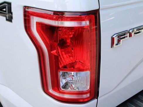 Used 2017 Ford F150 XLT w/ Equipment Group 302A Luxury AWD/4WD image 10