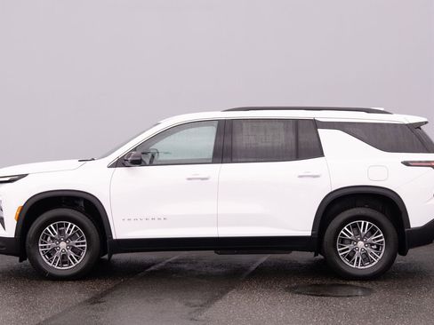 New 2026 Chevrolet Traverse LT image 27