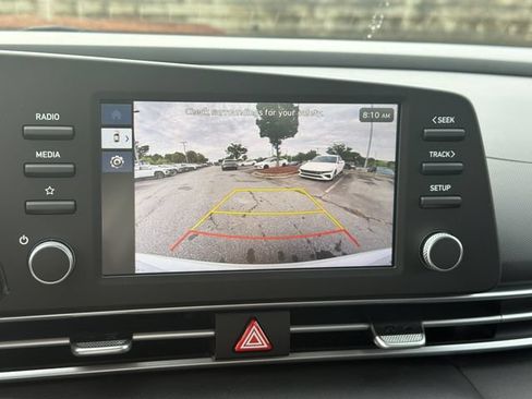 New 2026 Hyundai Elantra Hybrid FWD image 31