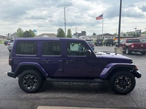 New 2026 Jeep Wrangler Unlimited Sahara AWD/4WD image 6