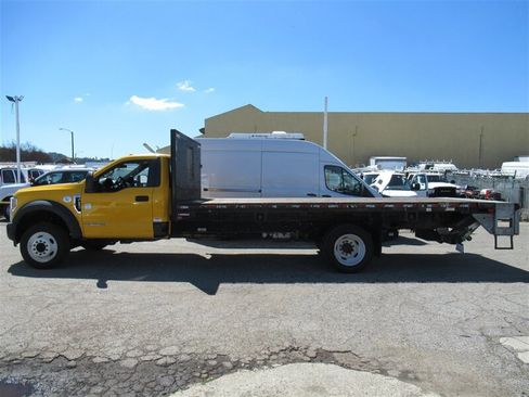 Used 2018 Ford F450 XL image 4