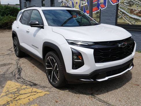 New 2027 Chevrolet Equinox RS w/ Safety and Technology Package AWD/4WD image 40