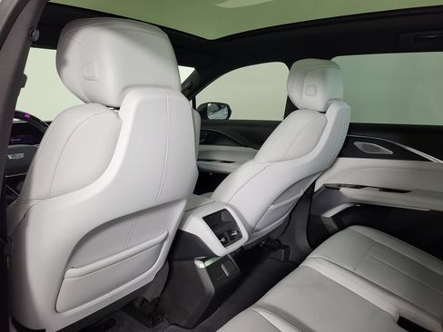 Certified 2023 Cadillac Lyriq 2WD image 12