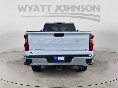Used 2025 Chevrolet Silverado 2500 LT w/ Convenience Package AWD/4WD image 4