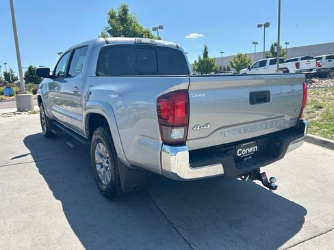 Used 2019 Toyota Tacoma SR5 AWD/4WD image 6