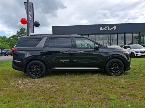Used 2026 Kia Carnival SX w/ SX Dark Edition Package FWD image 7
